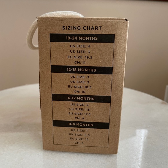 BRAND NEW Baby TOMS Size 4 Red Corduroy NWT! - Picture 7 of 9